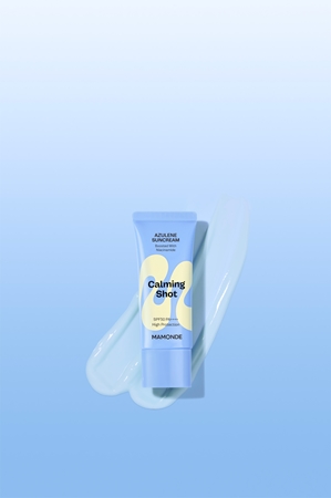 MAMONDE Calming Shot Azulene Suncream crème protectrice visage avec effets apaisants