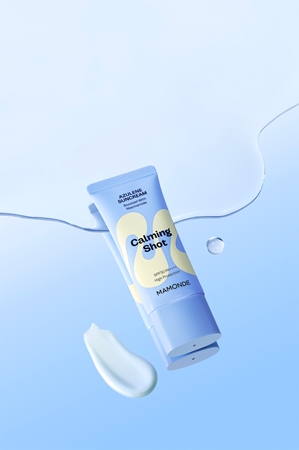 MAMONDE Calming Shot Azulene Suncream crème protectrice visage avec effets apaisants