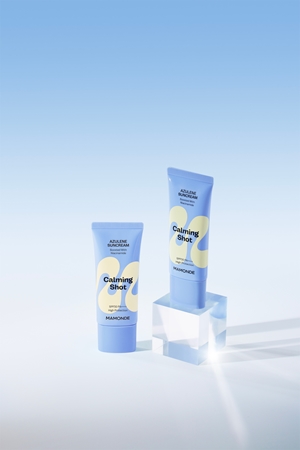 MAMONDE Calming Shot Azulene Suncream crème protectrice visage avec effets apaisants