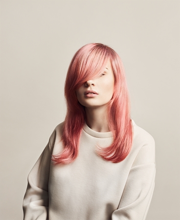 Maria Nila Colour Refresh Pink Pop jemná vyživující maska bez permanentních barevných pigmentů