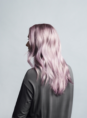 Maria Nila Colour Refresh Lavender jemná vyživujúca maska bez permanentných farebných pigmentov