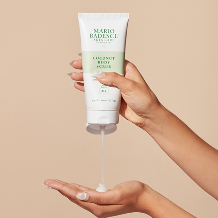 Mario Badescu Coconut Body Scrub esfoliante de limpeza corporal com coco