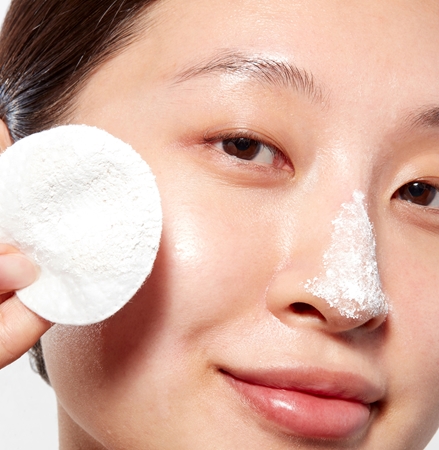 Mario Badescu Silver Powder giliai valanti kaukė pudroje