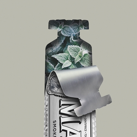 Marvis Whitening Smokers Mint whitening toothpaste for smokers