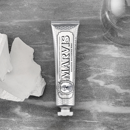 Marvis Whitening Smokers Mint whitening toothpaste for smokers