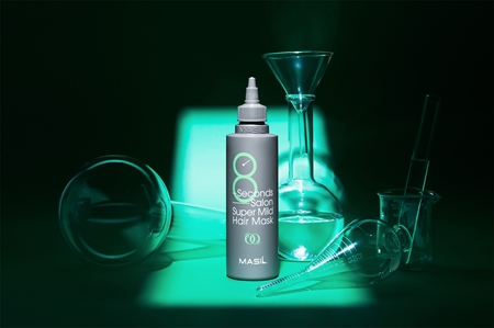 MASIL 8 Seconds Salon Super Mild maschera lenitiva e rigenerante per cuoi capelluti sensibili