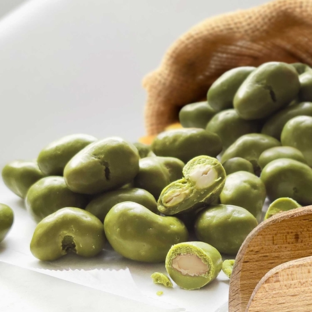 Matcha Tea Kešu v Matcha Tea čokoládě ořechy v polevě s matchou