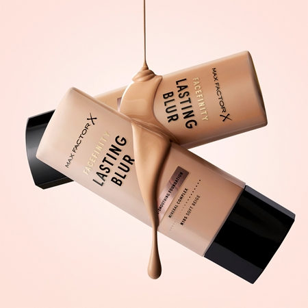 Max Factor Facefinity Lasting Blur Long-Lasting Foundation