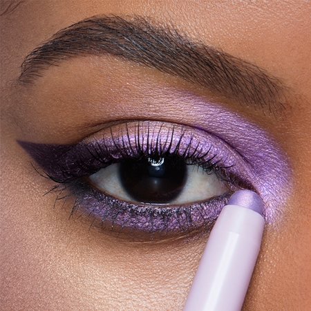 MAYBELLINE NEW YORK Puma x Maybelline Matte + Metallic Eye Duo Stick senčila za oči v paličici