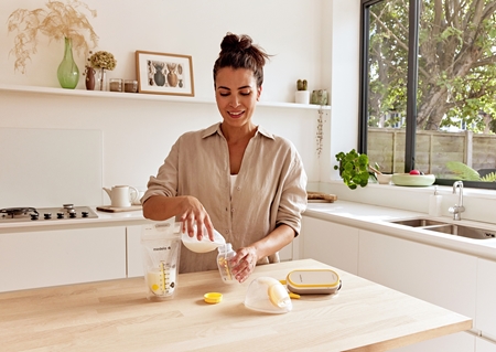 Medela Freestyle™ Hands-free Double Помпа за гърди