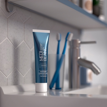 MEDIBLANC Whitening Complete избелваща паста за зъби