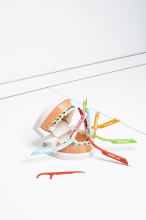 MEDIBLANC Interdental Pick-brush brossette interdentaire