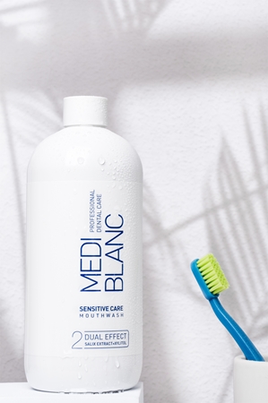MEDIBLANC Sensitive Care mondwater voor gevoelige tanden en tandvlees
