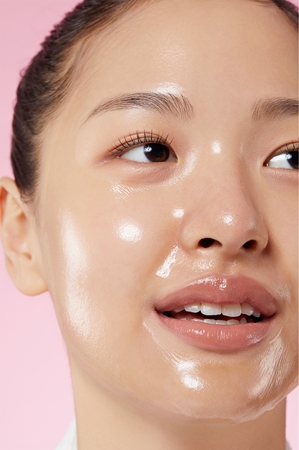 medicube Collagen Night Wrapping Mask zpevňující maska na noc s kolagenem