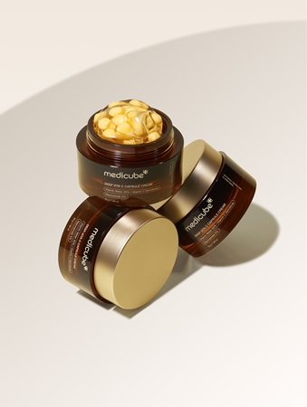medicube Deep Vita C Capsule Cream Brightening Cream for Skin with Hyperpigmentation