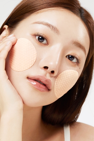 medicube Red Succinic Acid Peeling Pad Exfoliating Pads for problem skin