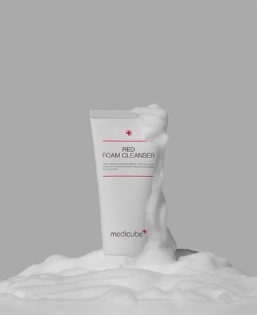 medicube Red Foam Cleanser Deep-Cleansing Mousse with soothing effect