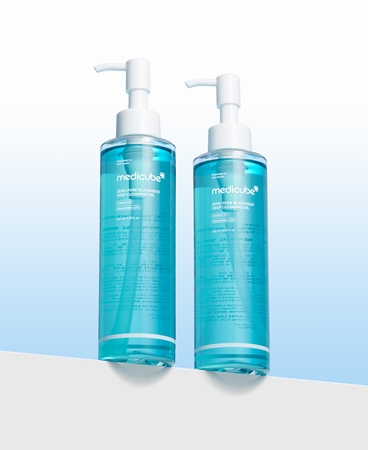 medicube Zero Pore Blackhead Deep Cleansing Oil huile nettoyante en profondeur pour réguler le sébum