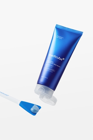 medicube Zero Pore Blackhead Mud Mask Cleansing Face Mask for problem skin