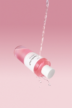 medicube PDRN Pink Cica Soothing Toner brightening facial toner with firming effect