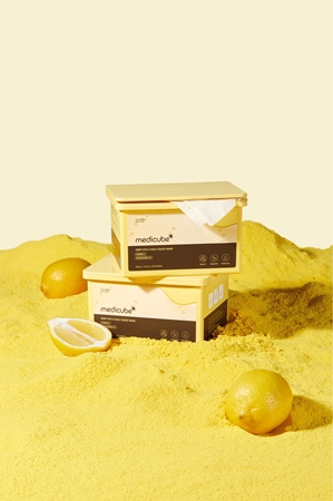 medicube Deep Vita C Daily Quick Mask Moisturising face sheet mask to even out skin tone