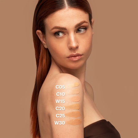 Mesauda Milano The Skin rozjasňující hydratační make-up SPF 15