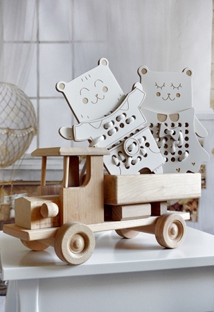 Milin Wooden Lacing Toy Mrs. Teddy zabawka edukacyjna