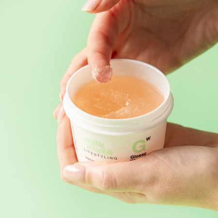 milk_shake® Lifestyling Glossy Wax Vax för definition och lyster