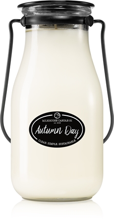 Milkhouse Candle Co. Creamery Autumn Day vonná sviečka Milkbottle