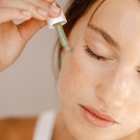 Mimitika Green Shot Detoxifying Serum schützendes Detox-Derum