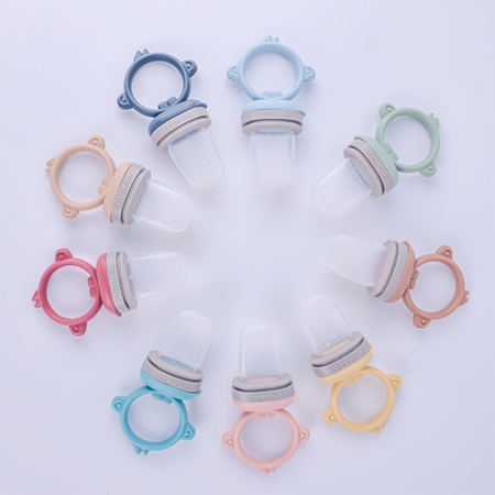 Minikoioi Feeder Teether Grey/ Yellow kŕmiace hryzadielko