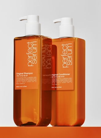 mise en scene Perfect Serum Original Conditioner après-shampoing rénovateur pour des cheveux brillants et doux
