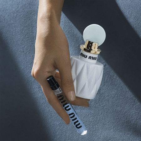 Miu Miu Fleur De Lait Eau de Parfum para mujer
