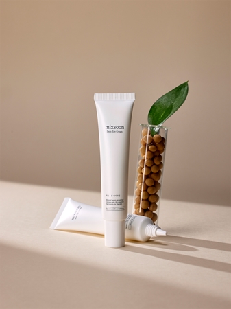mixsoon Bean Eye Cream crème rafraîchissante yeux avec des ingrédients fermentés
