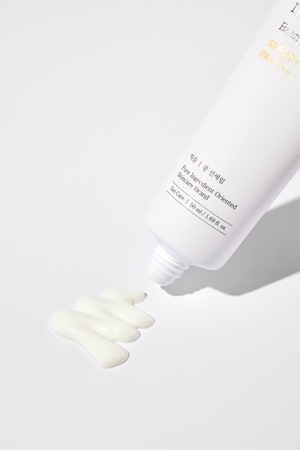 mixsoon Bean Sun Serum Protective Serum with moisturising effect