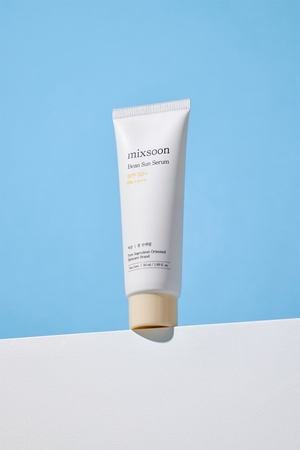 mixsoon Bean Sun Serum Protective Serum with moisturising effect