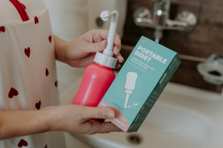 MomCare by Lina Intimate Showers intimate spray