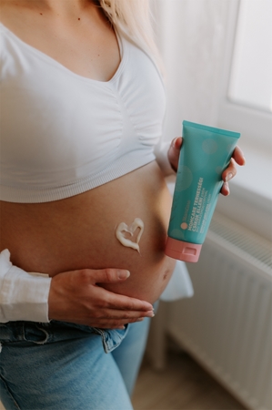 MomCare by Lina Anti-Stretch Mark Cream Body Cream For Stretch Marks
