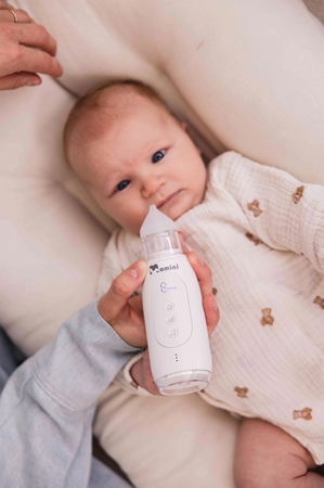 Momini Breezy nasal aspirator
