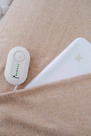 Momini Sleep Monitor breath monitor