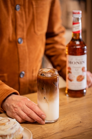 Monin Le Sirop Skořicová rolka sirup pro přípravu nápoje