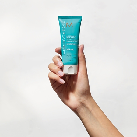 Moroccanoil Repair Restorative Mask αναγεννητική μάσκα για όλους τους τύπους μαλλιών