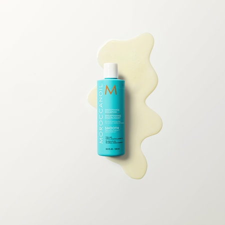 Moroccanoil Smooth Taastav šampoon kuivade ja ohjeldamatute juuste silendamiseks ja toitmiseks