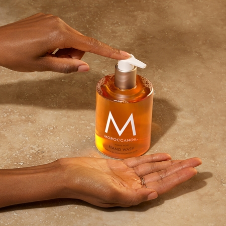 Moroccanoil Body Ambre Noir рідке мило для рук