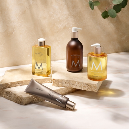 Moroccanoil Body Oud Minéral поживний крем для тіла