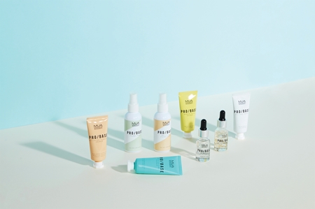 MUA Makeup Academy PRO/BASE Oil Free tekutá podkladová báze pro mastnou pleť
