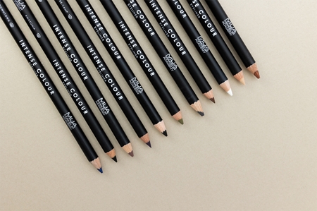 MUA Makeup Academy Intense Colour crayon yeux couleur intense