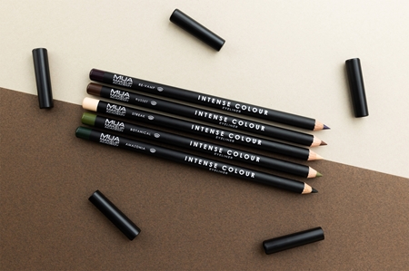 MUA Makeup Academy Intense Colour crayon yeux couleur intense