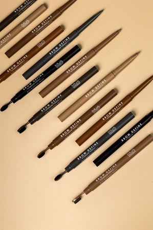 MUA Makeup Academy Brow Define Eyebrow Pencil with brush