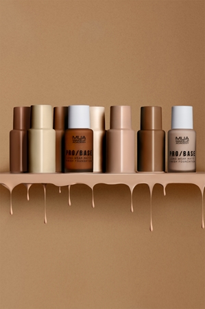 MUA Makeup Academy PRO/BASE Langtidsholdbar matterende foundation